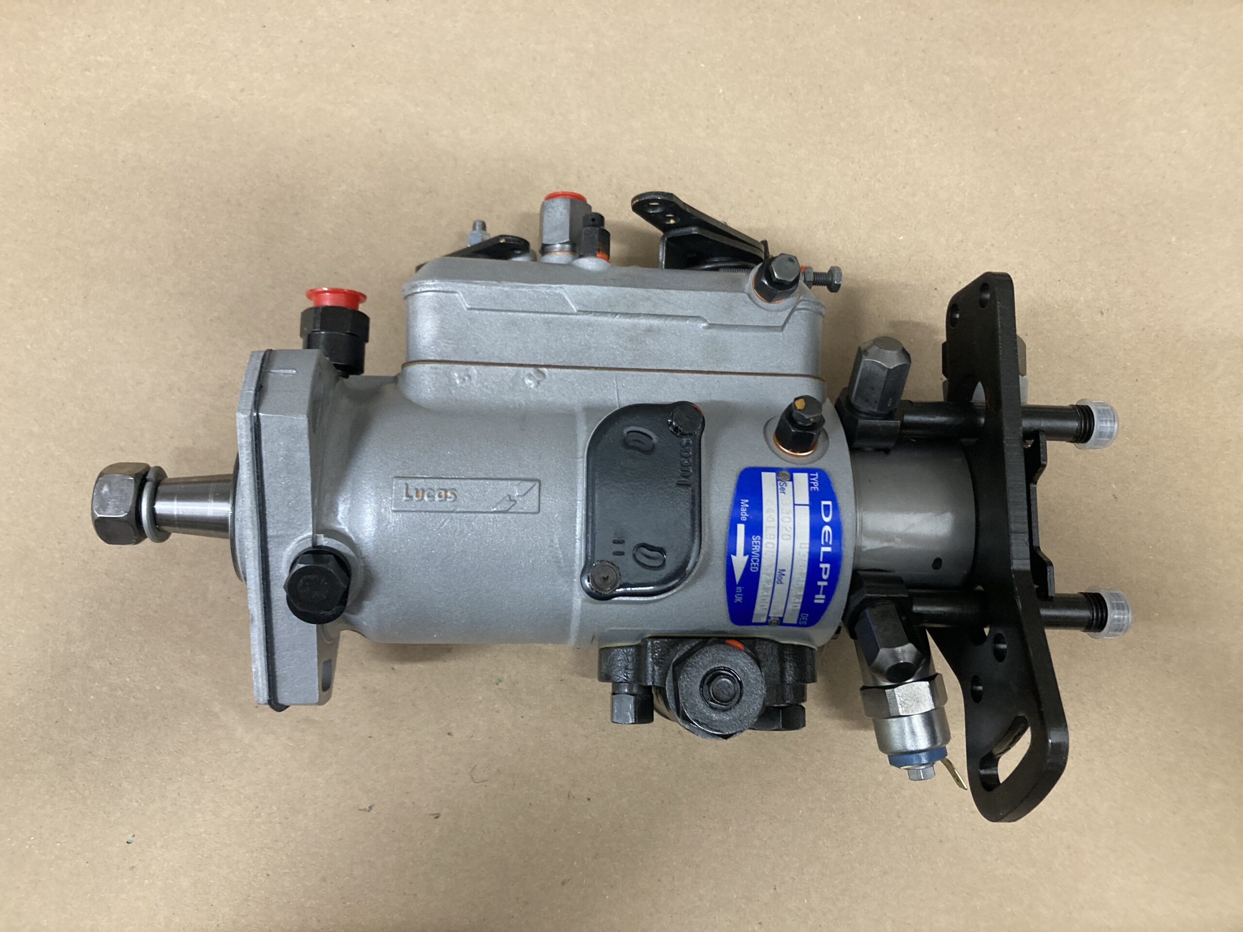 3042F330 / 3916534