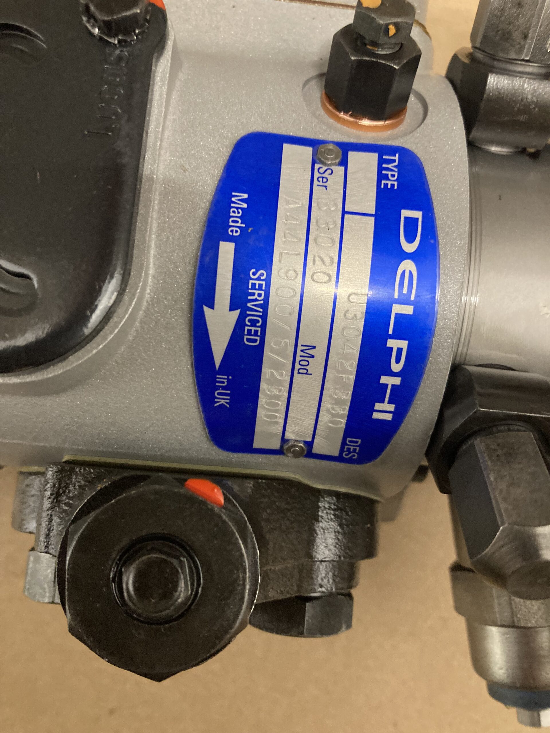 3042F330 / 3916534 - Image 2