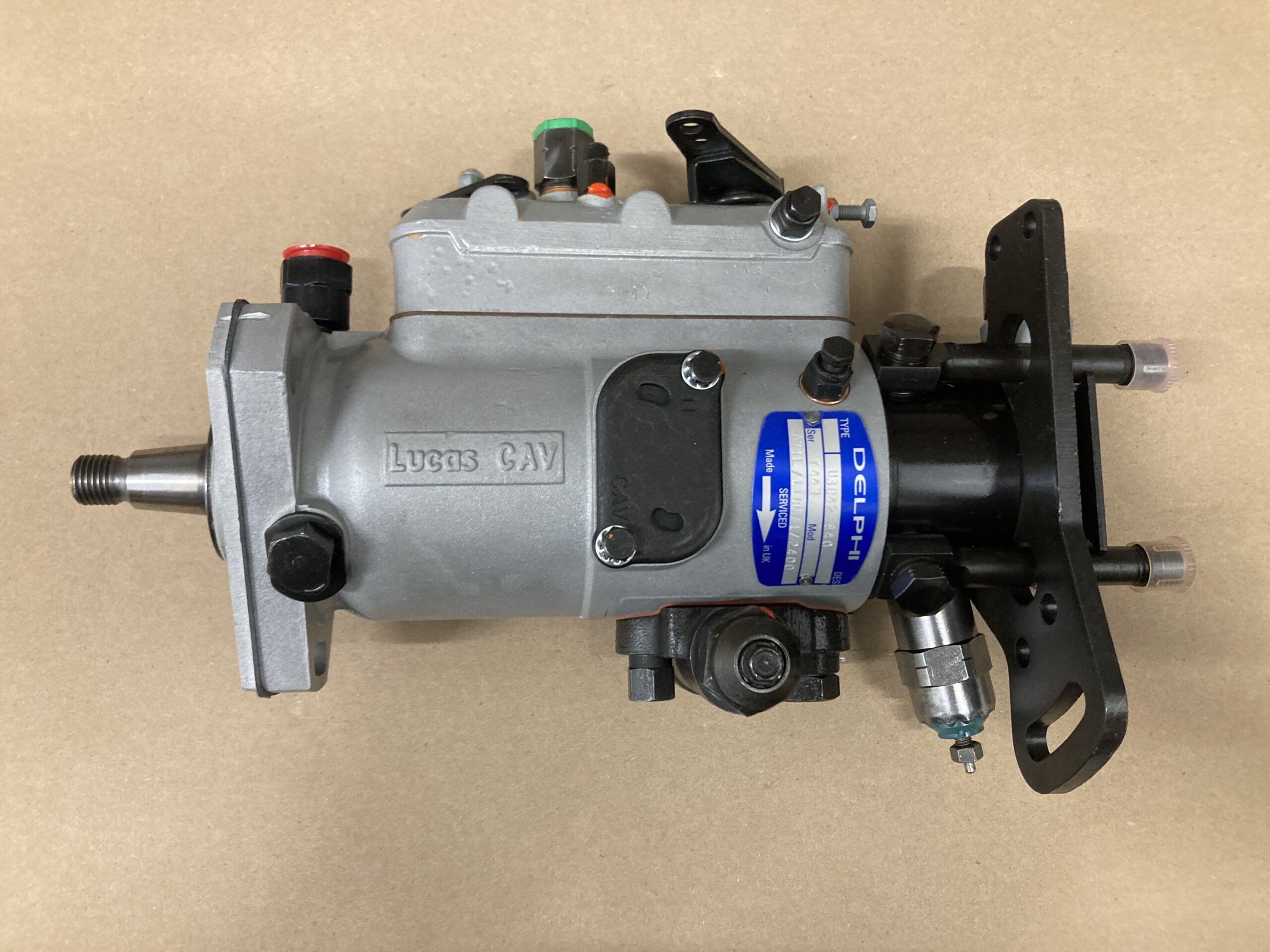 3042F840 / 3916523